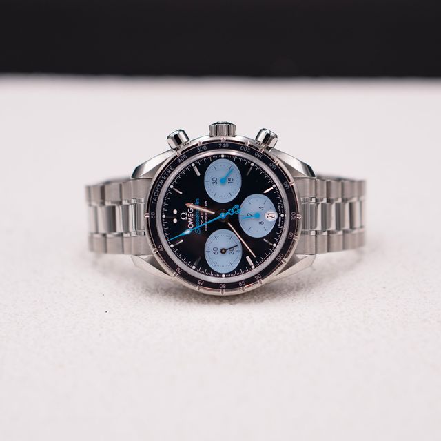 Omega Speedmaster 38 324.30.38.50.03.002 Image 3